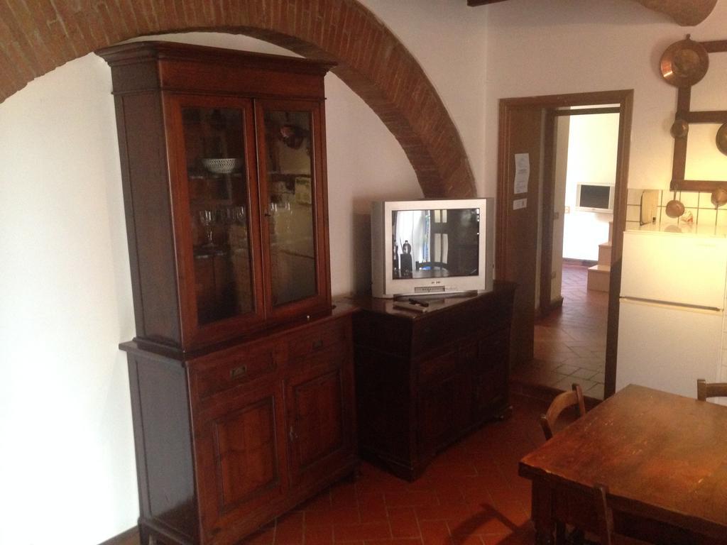 Podere Di Valli Santa Maria a Monte Δωμάτιο φωτογραφία