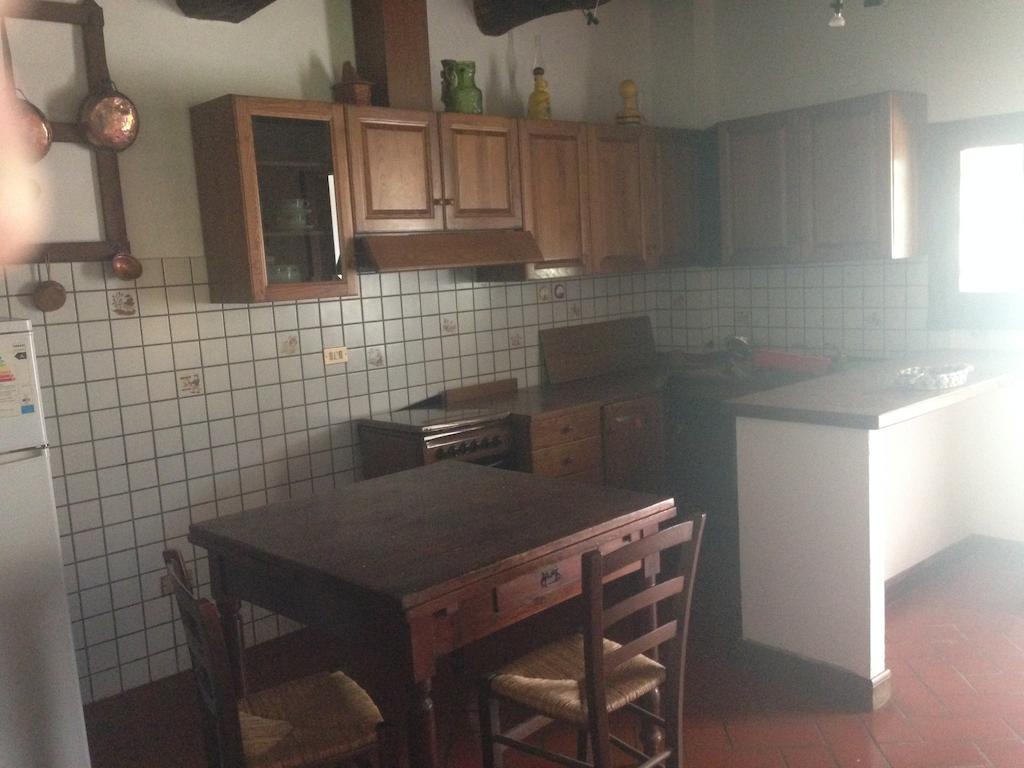 Podere Di Valli Santa Maria a Monte Δωμάτιο φωτογραφία